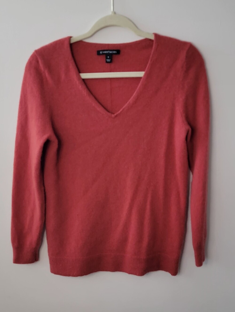 41 Hawthorn Women's V-Neck Sweater - Dusty Coral